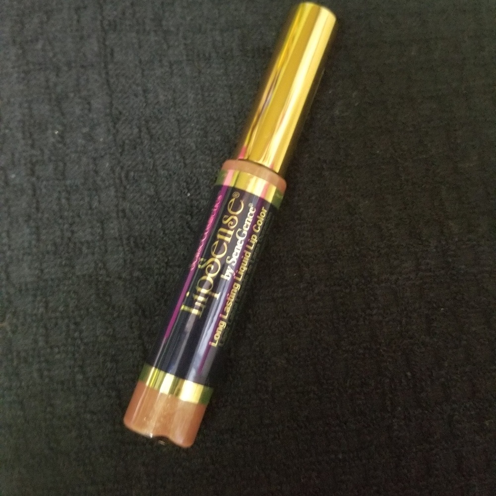 Lipsense in Dawn Rising